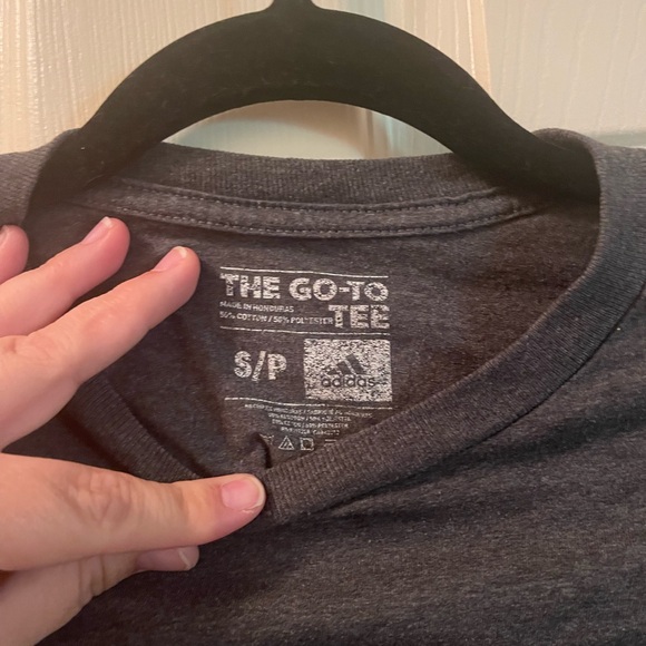 EUC adidas men’s small three stripe life go to tee American flag gray Tshirt - Picture 4 of 6